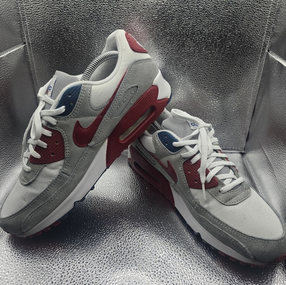 Air max 90 mens size 10.5 DQ8235-001 - Picture 2 of 16